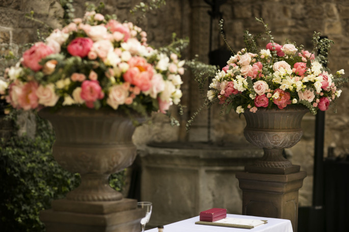 wedding flowers in Tuscany