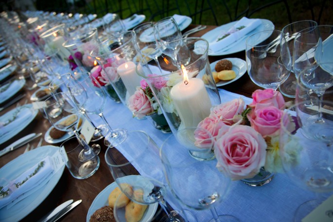 rustic wedding table set up