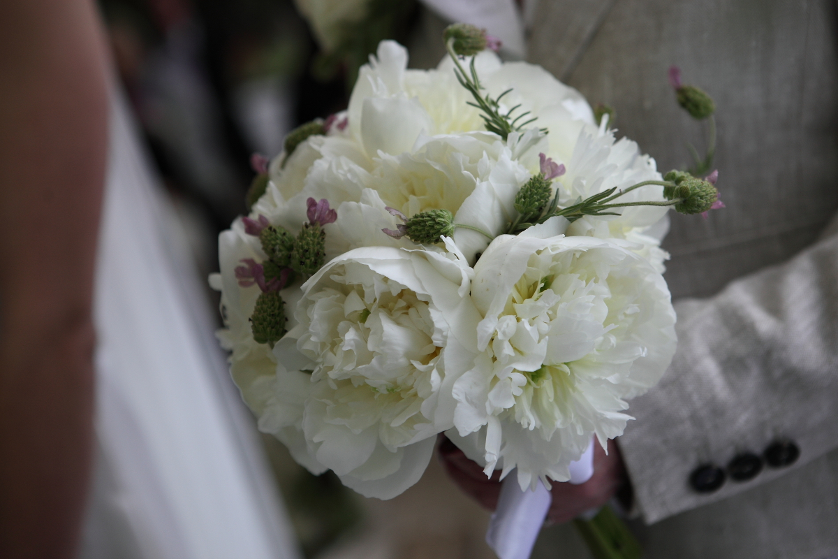 white peonies bridal bouquet