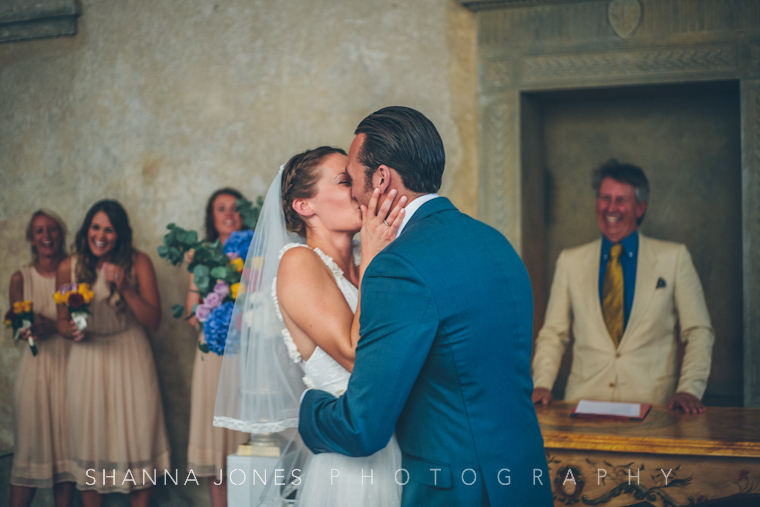 castello-di-montegufoni-florence-wedding-