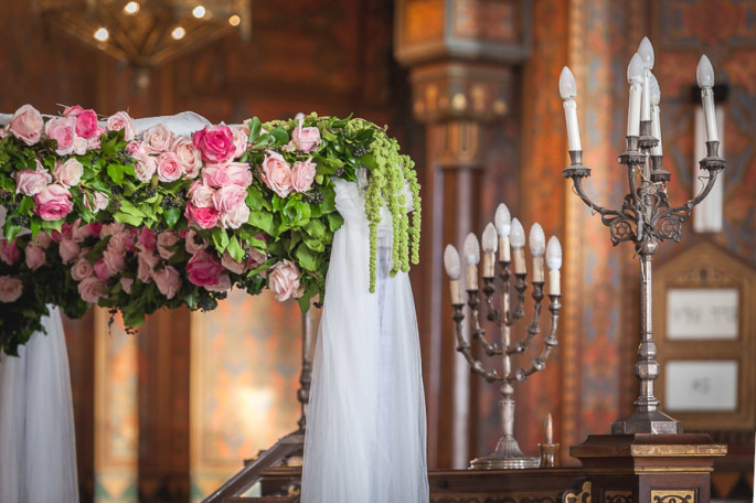 Huppah floral decor Florence Sinagogue Italy