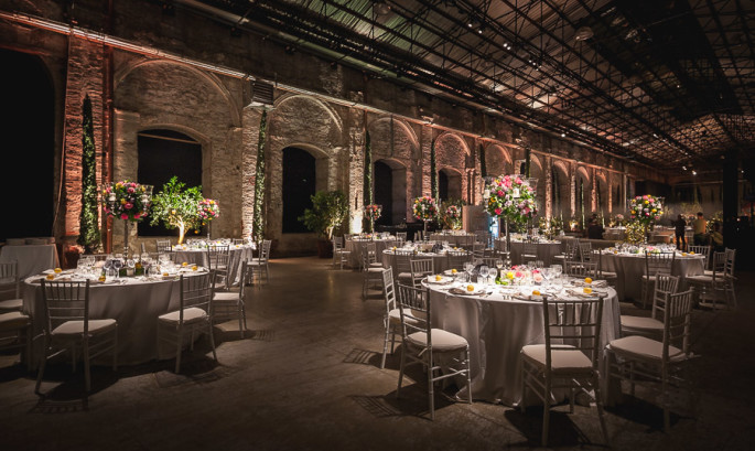 Jewish wedding flowers decor Stazione Leopolda Florence Tuscany