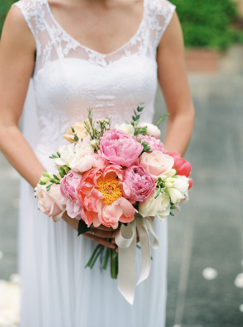 wedding flowers  bouquet Tuscany