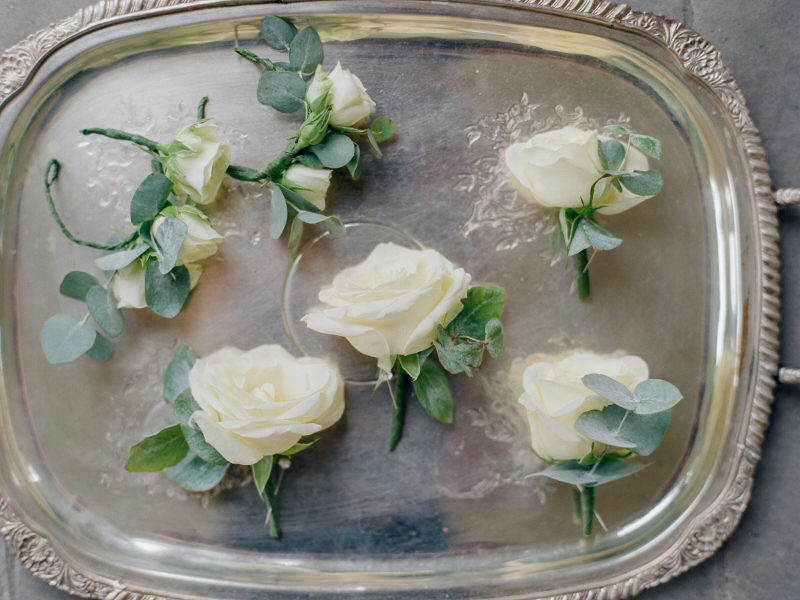 bottonhole wedding flowers Tuscany