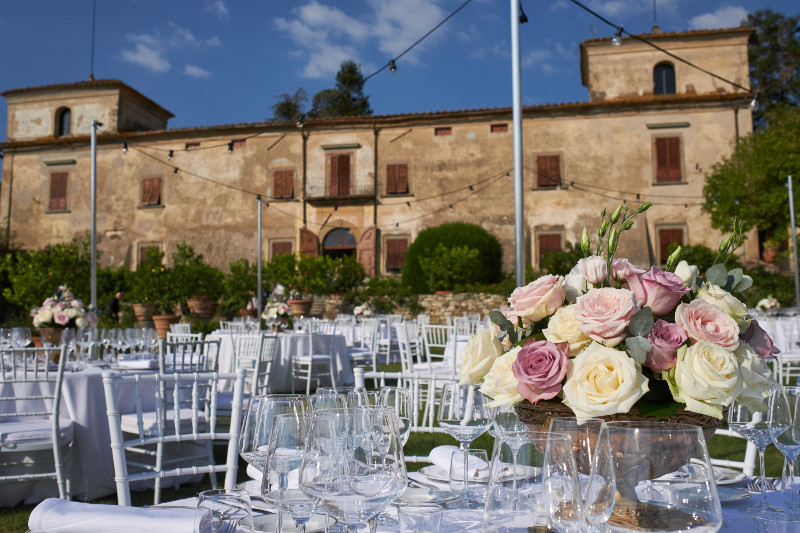 villa-di-lilliano-flowers-florence-tuscany