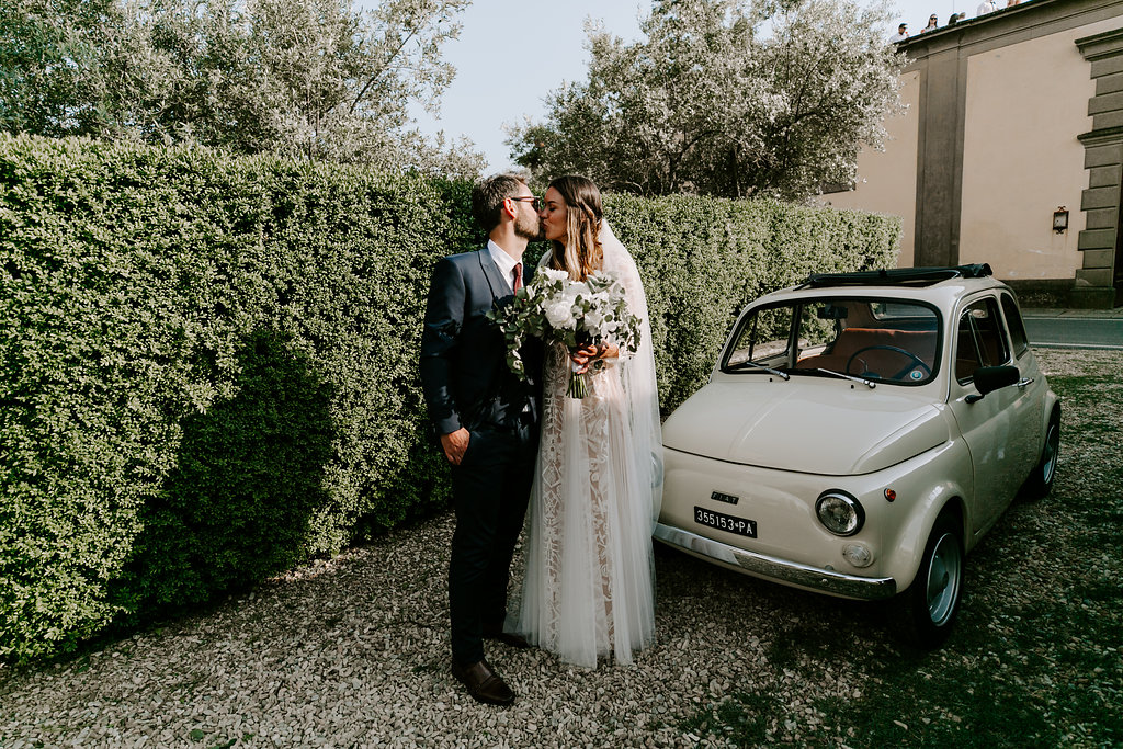 wedding-car-tuscany-italy