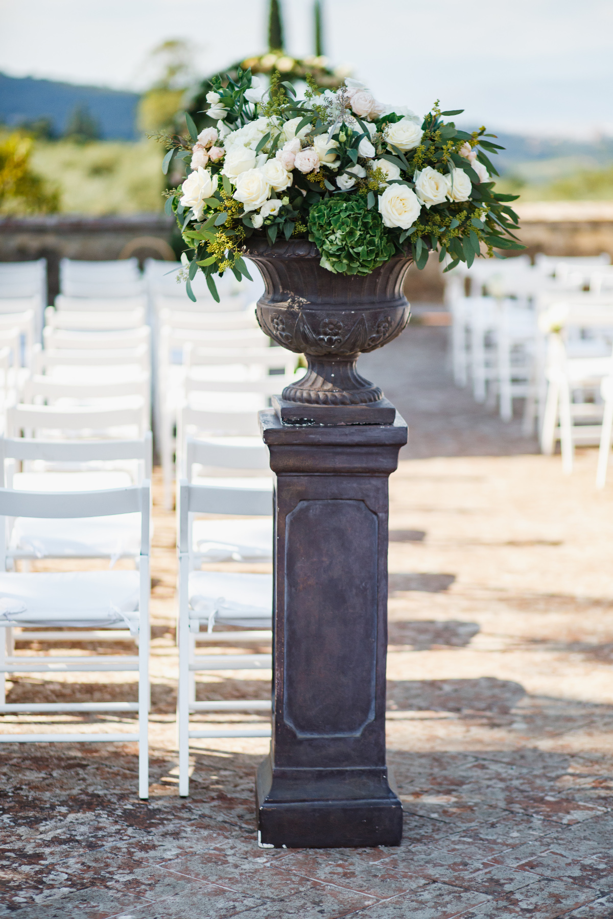 wedding-ceremony-flowers