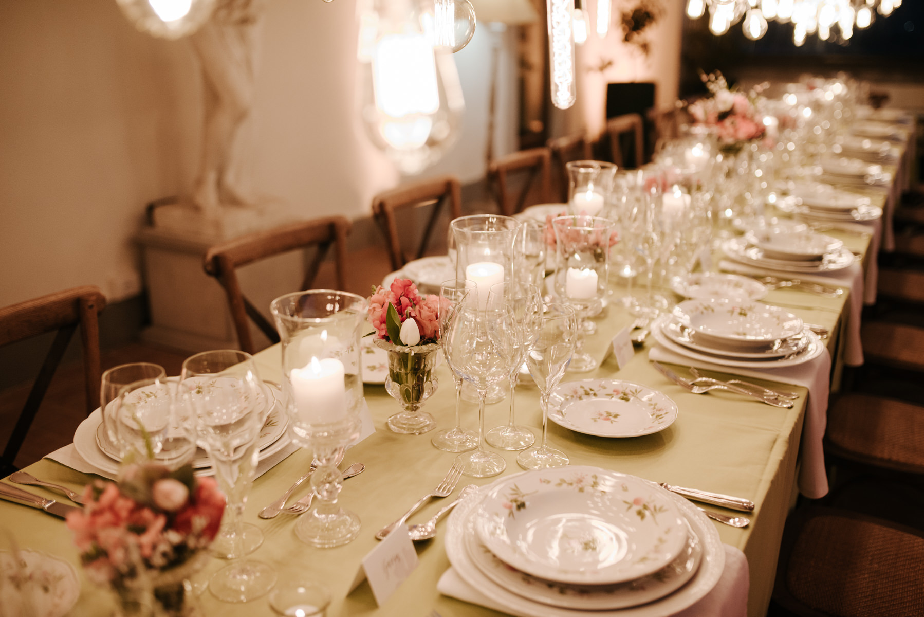 party-tablescape-decor-italy-tuscany