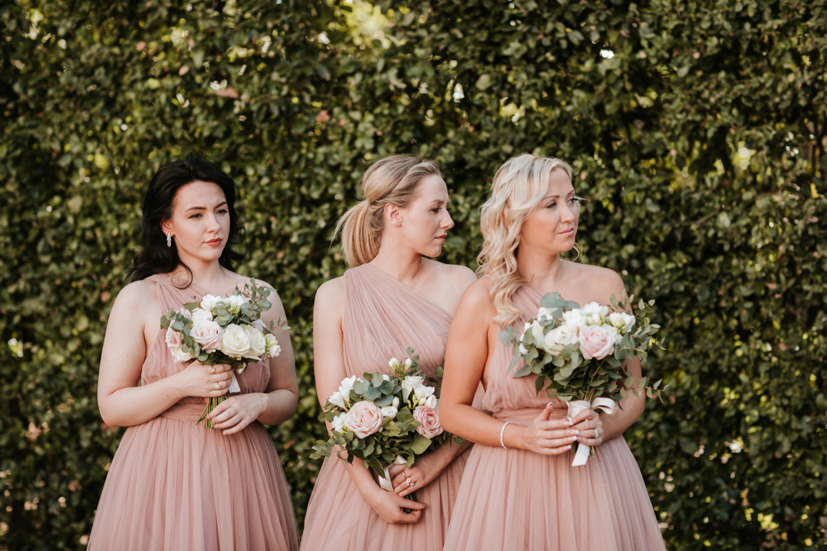 bridal-party-flowers-tuscany