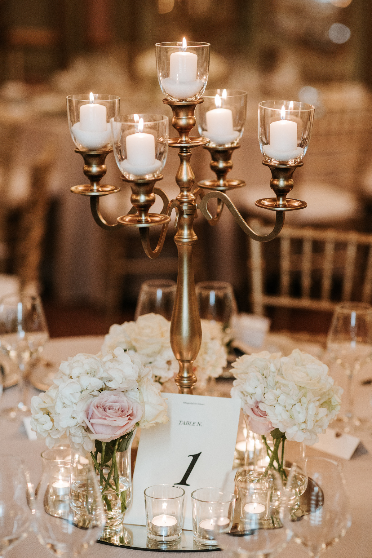 wedding-reception-flowers-tuscany