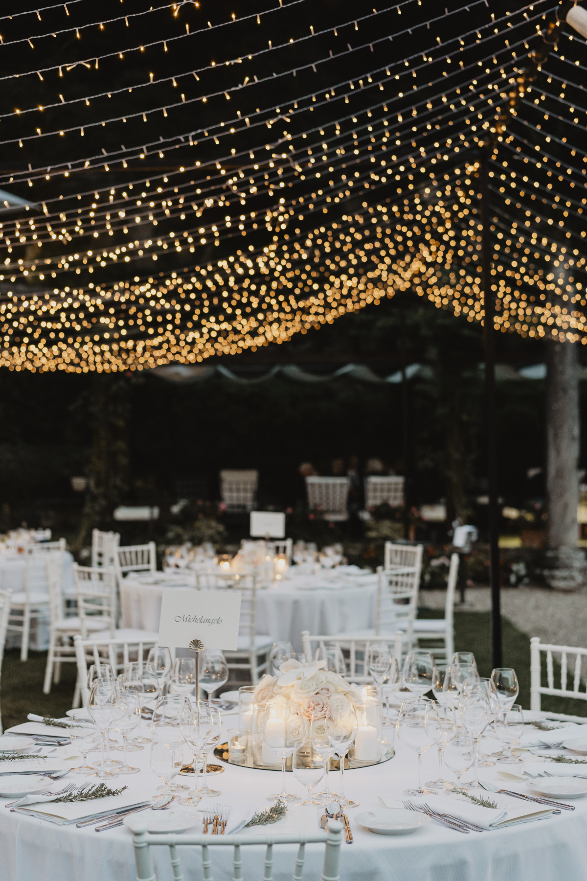 fairy-lights-ceiling-decor