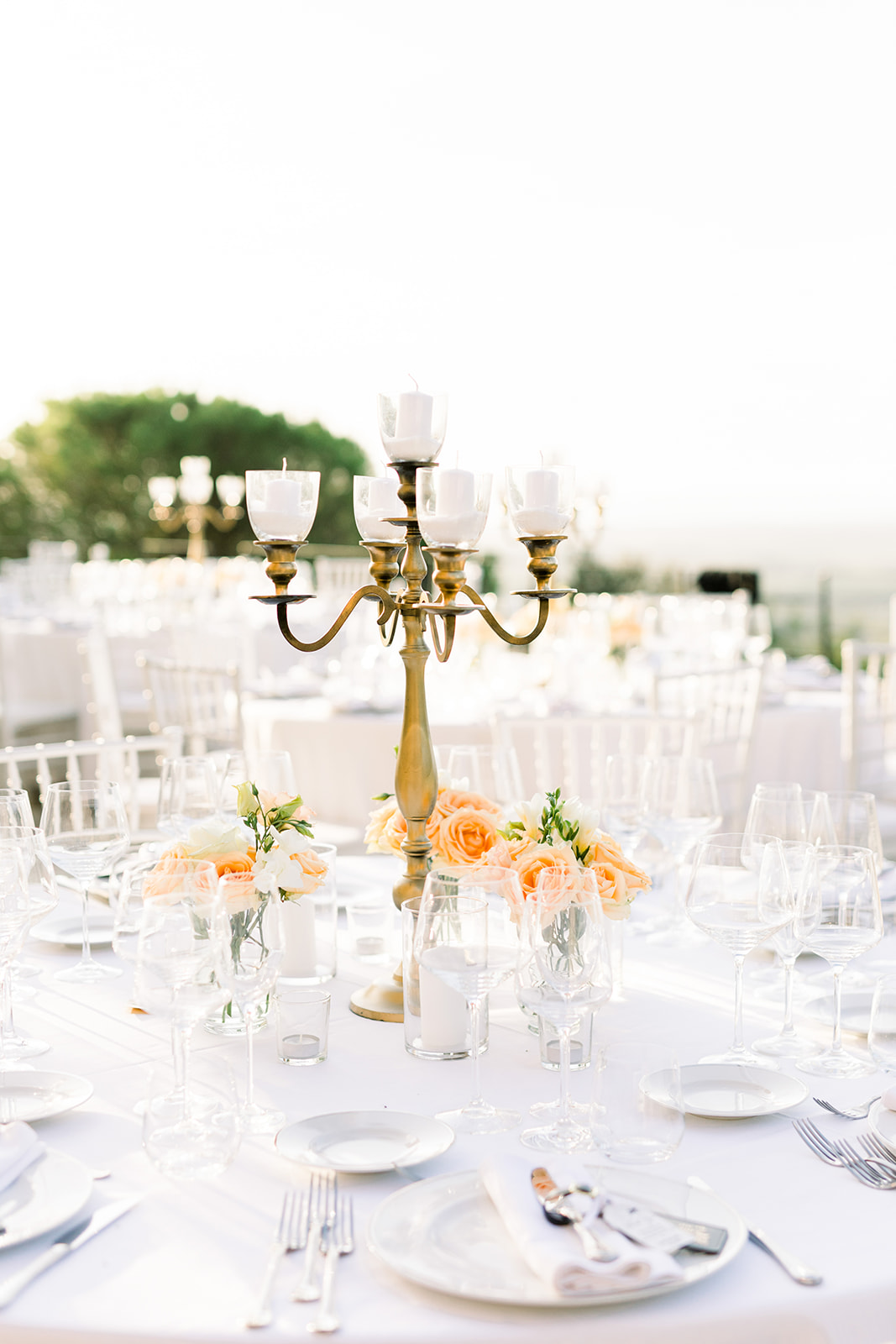 peach wedding tablecentre flowers 