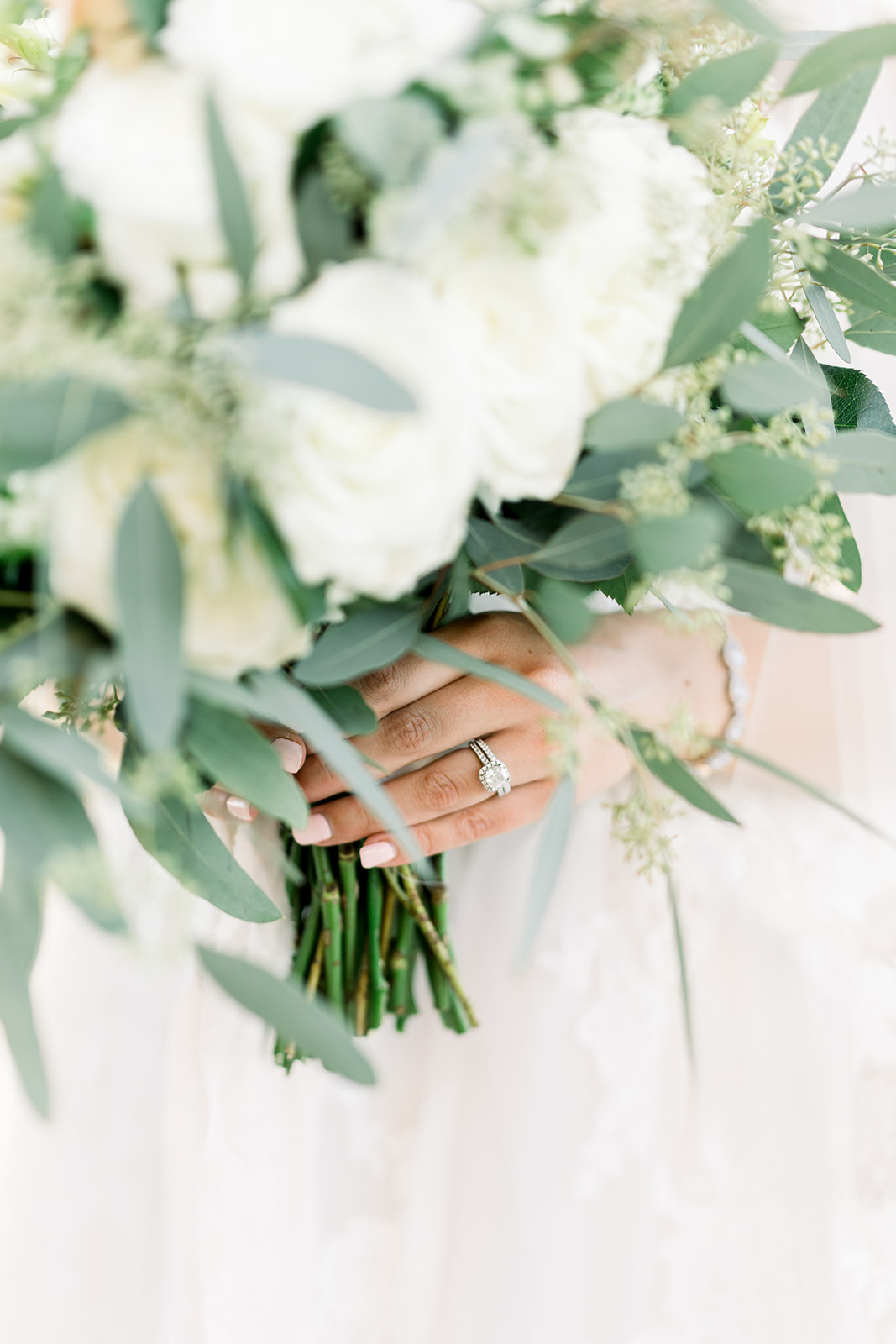 white wedding bouquet Florence Tuscany