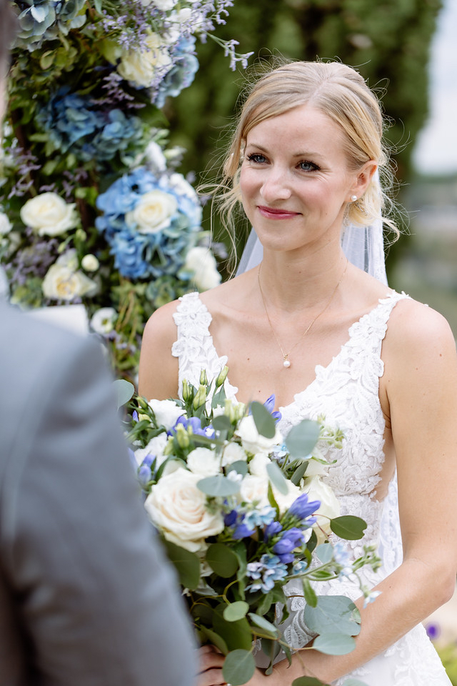 bridal-bouquet-in-italy