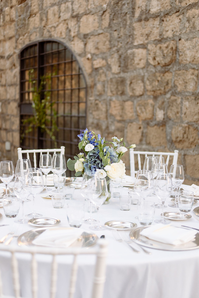 wedding-flowers-in-tuscany