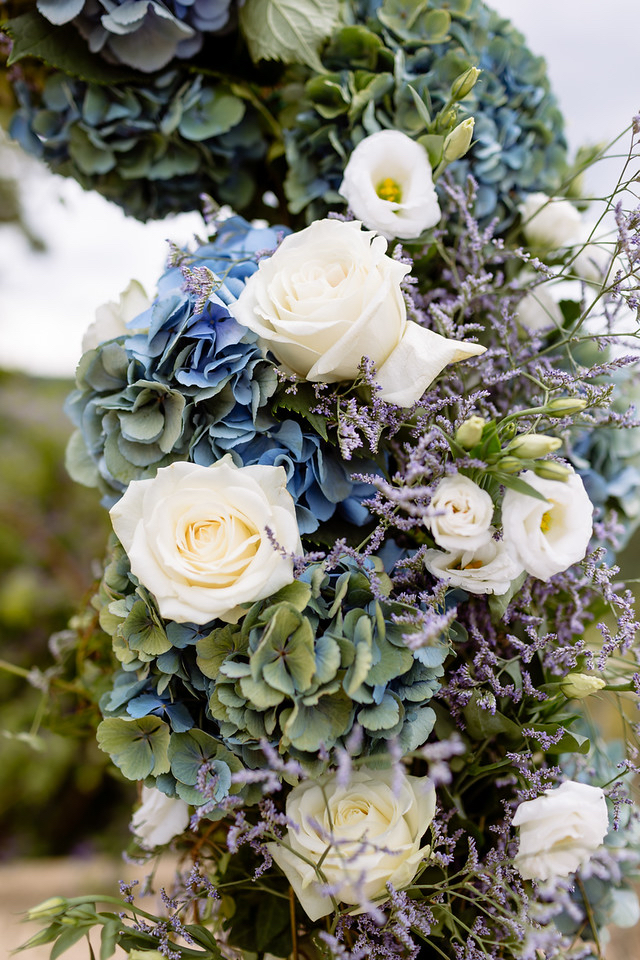 wedding-flowers-in-tuscany