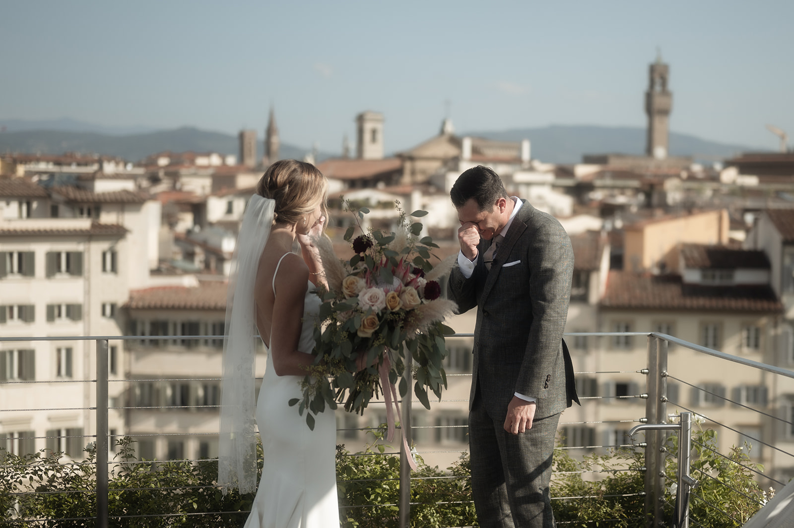 wedding-flowers-in-tuscany