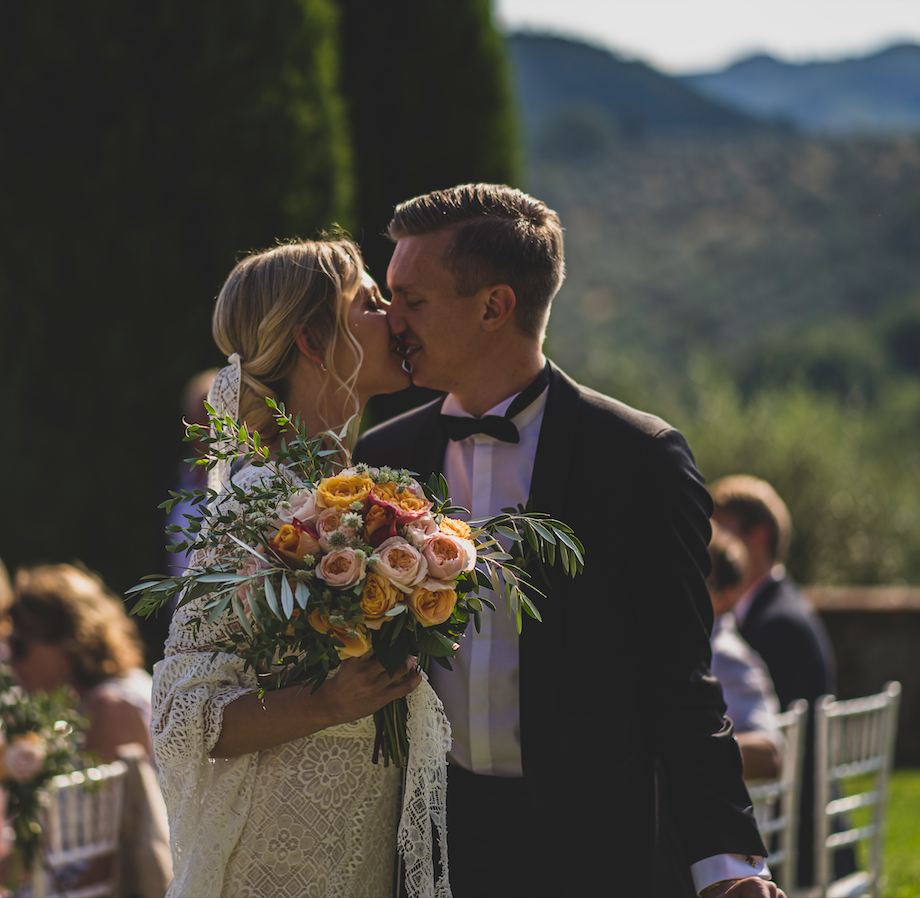 boho-wedding-flowers-tuscany