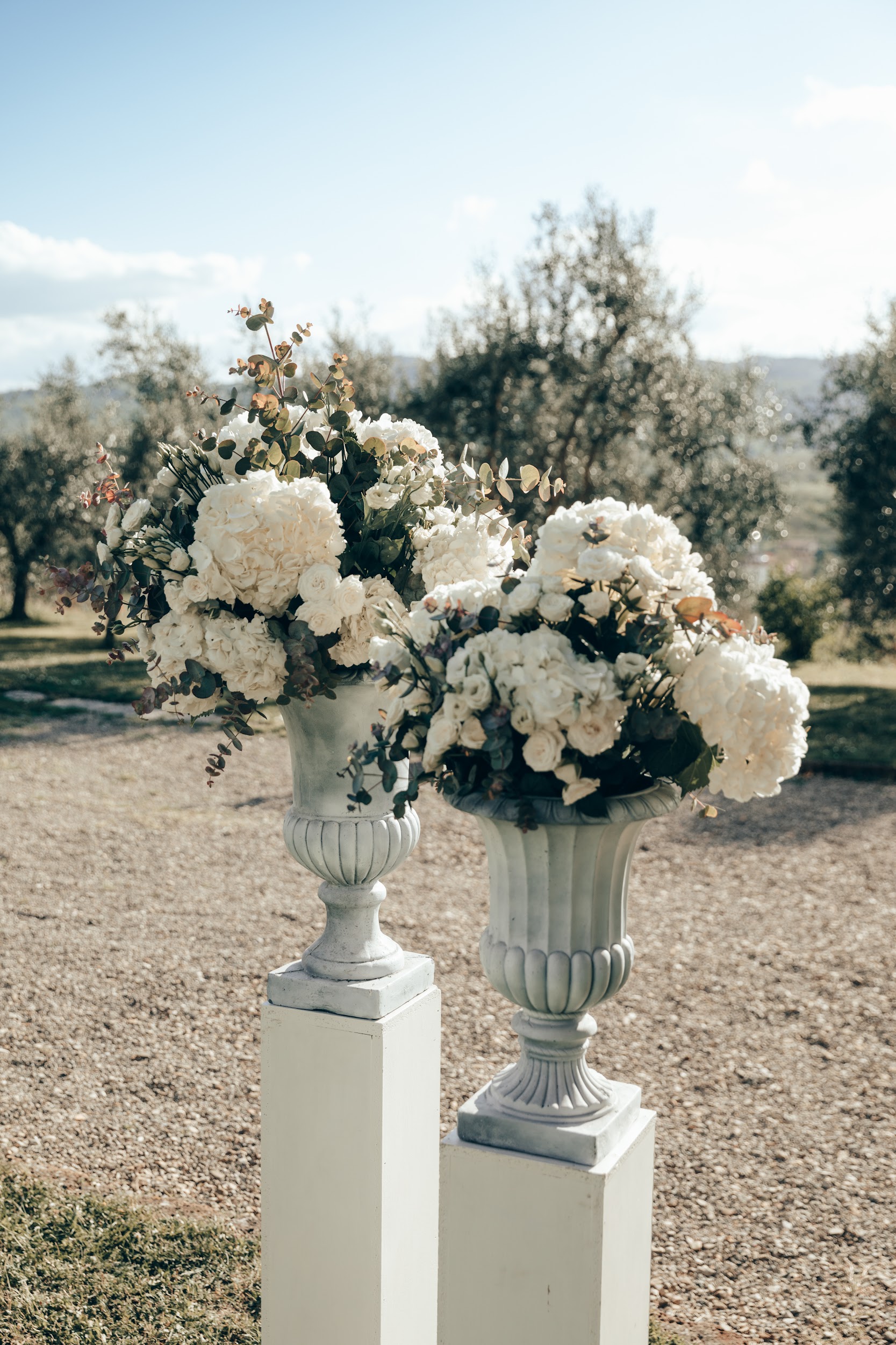 wedding-flowers-in-tuscany-italy