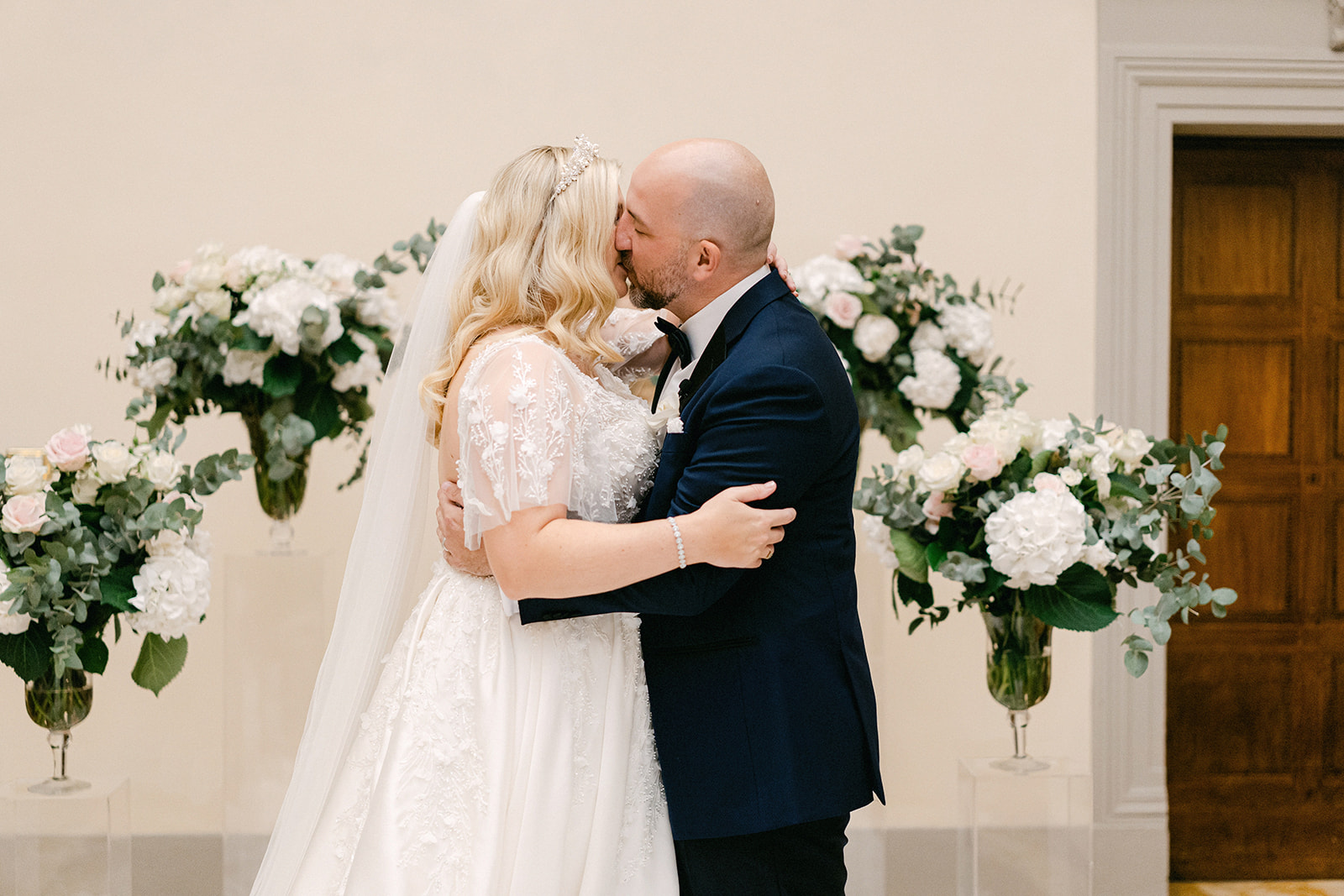 hotel wedding ceremony decor 