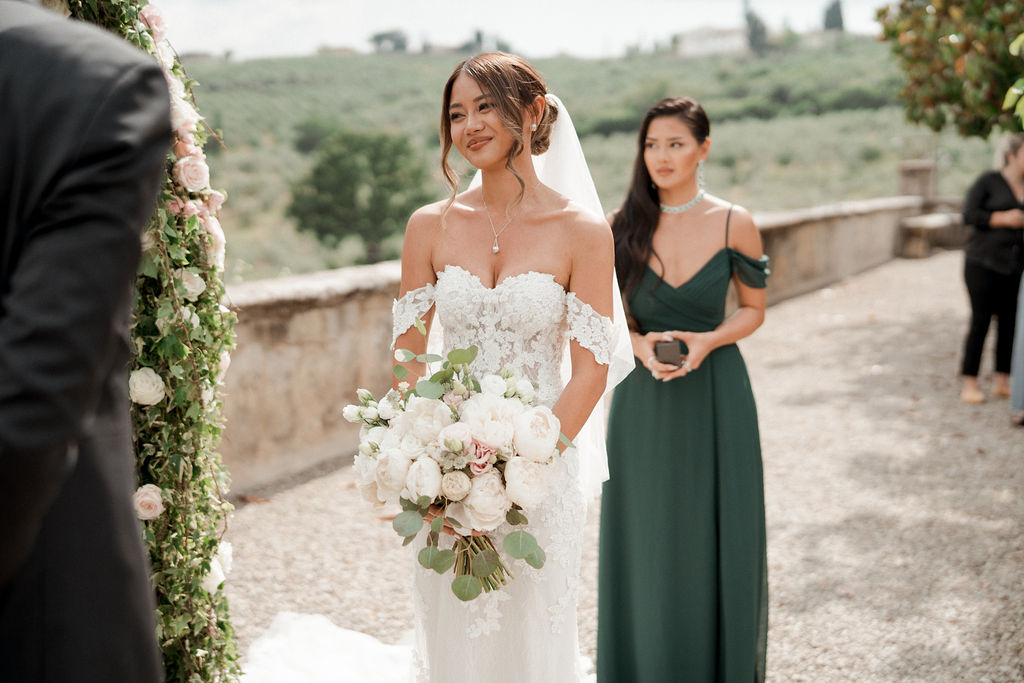 wedding-flowers-in-tuscany-italy