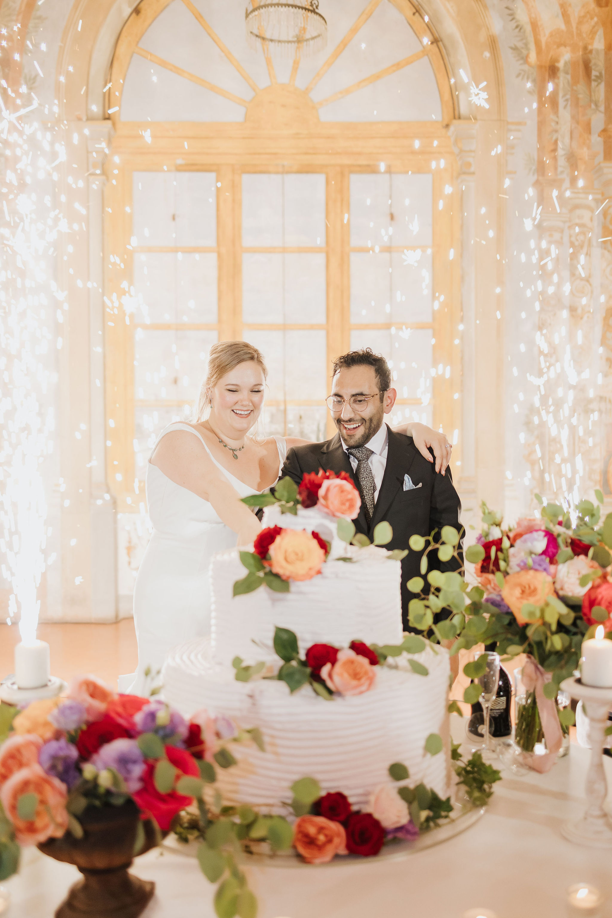 wedding-cake-tuscany.jpg