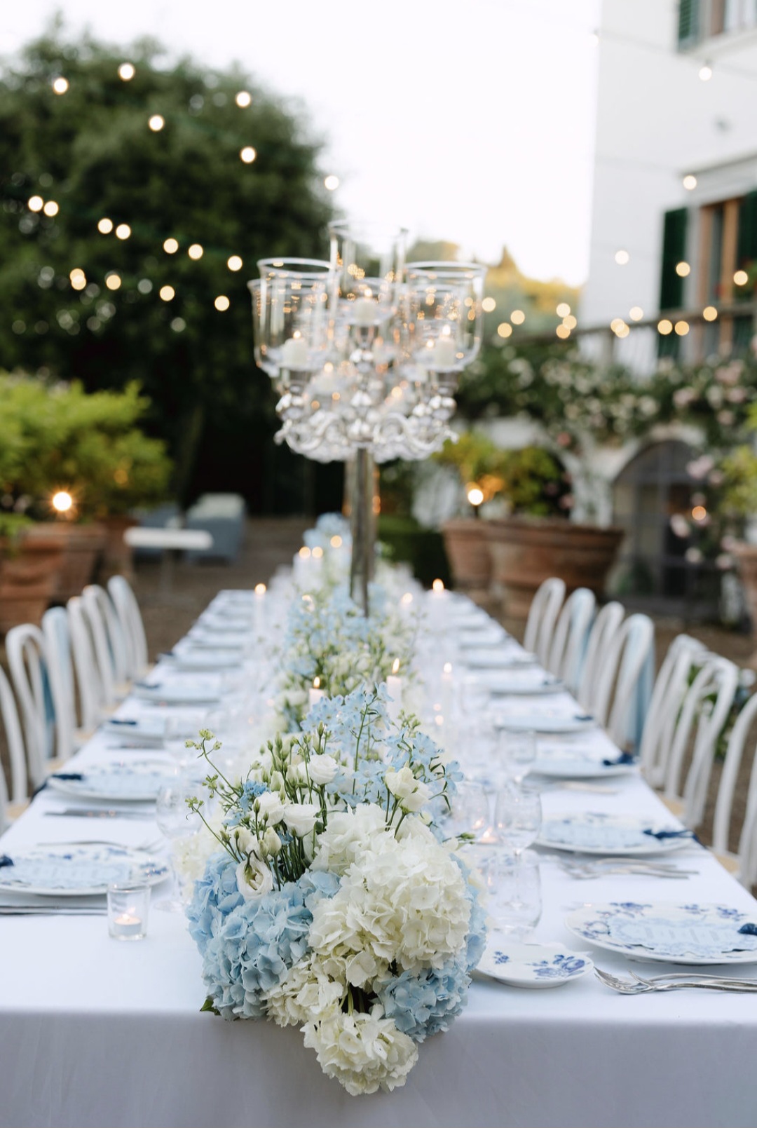 party-flowers-in-floence-italy