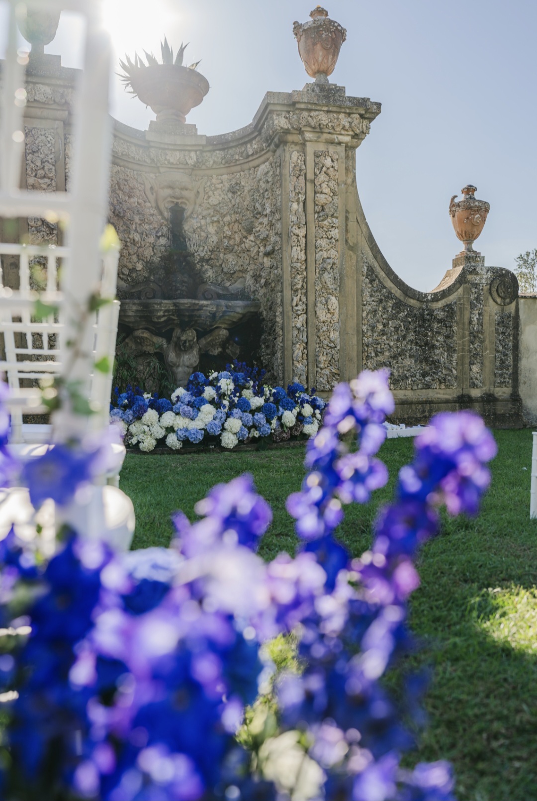 villa-medicea-di-lilliano-flowers-tuscany